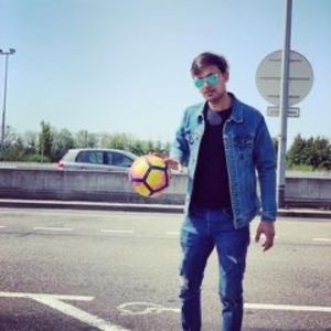 Meet your Posher, Nirav